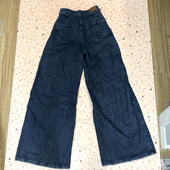 Hollister Social Tourist jeans women’s size 24 - Picture 2 of 4